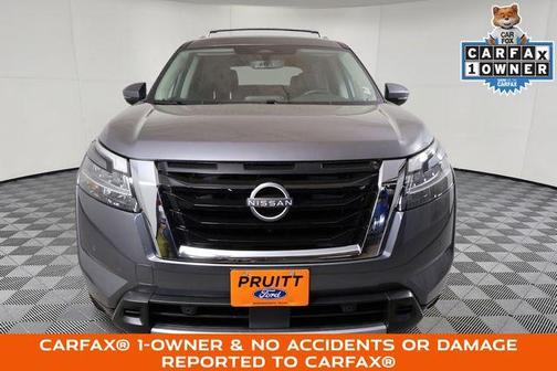 Gun Metallic 2024 Nissan Pathfinder SL