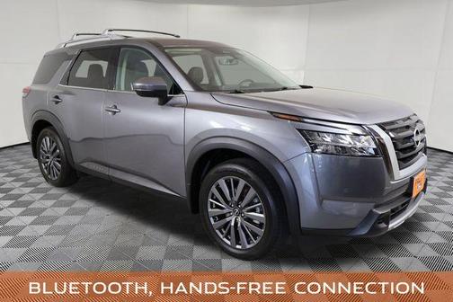 Gun Metallic 2024 Nissan Pathfinder SL