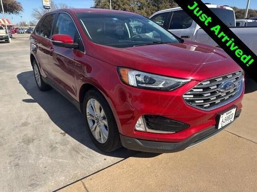 2022 Ford Edge Titanium