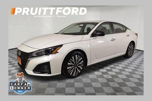 White 2024 Nissan Altima 2.5 SV Sedan