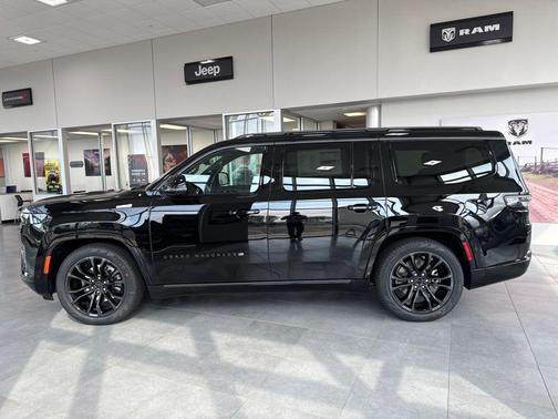 Gloss Black 2026 Jeep Grand Wagoneer Summit