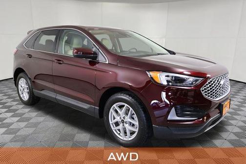 Burgundy Velvet Metallic Tinted Clearcoat 2024 Ford Edge SEL