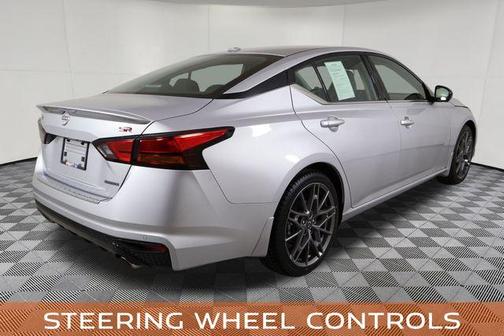 2023 Nissan Altima 2.0 SR