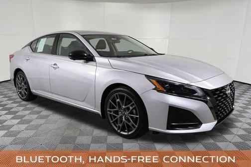 2023 Nissan Altima 2.0 SR