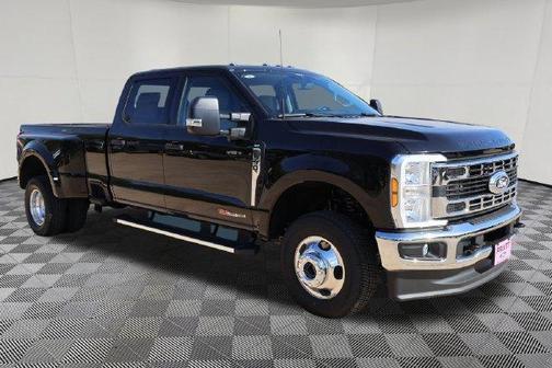 Agate Black 2027 Ford F-350