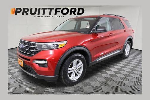 Rapid Red Metallic Tinted Clearcoat 2021 Ford Explorer XLT