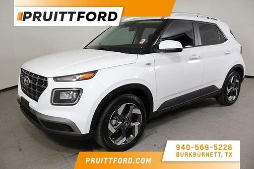 2025 Hyundai VENUE SEL