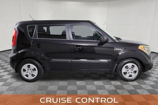 Shadow Pearl Metallic 2013 Kia Soul Base