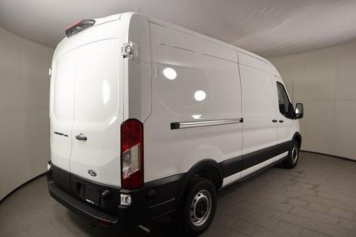2026 Ford Transit-250 148 WB Medium Roof Cargo