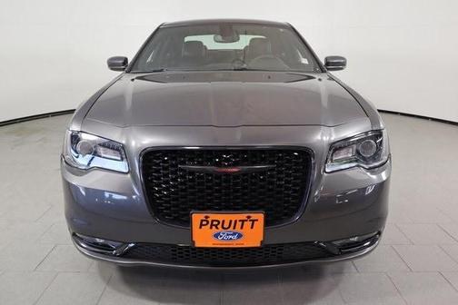 2023 Chrysler 300 S