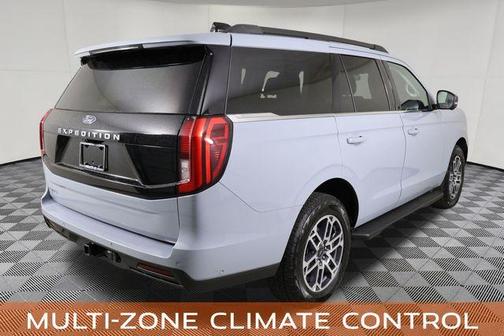 Glacier Gray Metallic 2025 Ford Expedition Active