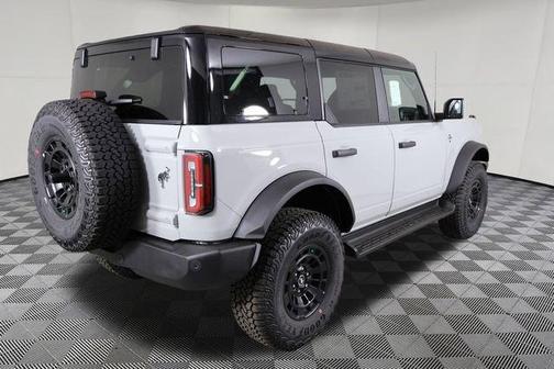 Gray 2026 Ford Bronco Outer Banks