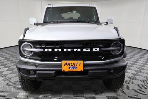 Gray 2026 Ford Bronco Outer Banks