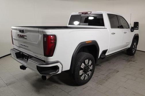 2025 GMC Sierra 2500 Denali