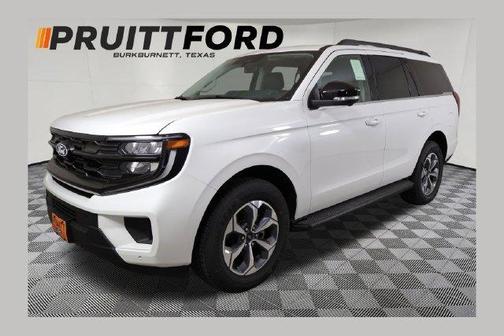 White 2027 Ford Expedition ACTIVE