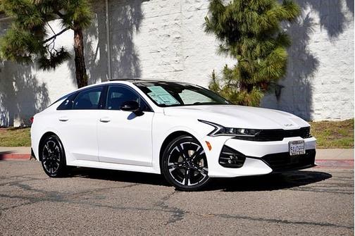 Glacial White Pearl 2022 Kia K5 GT-Line