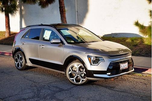Steel Gray 2025 Kia Niro EX Touring