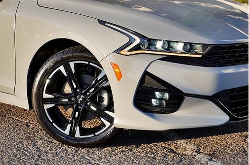 Wolf Gray 2023 Kia K5 GT-Line