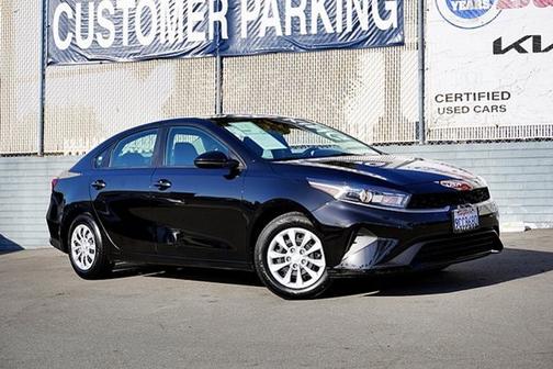 2023 Kia Forte LX