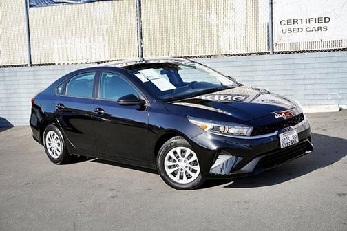 2023 Kia Forte LX