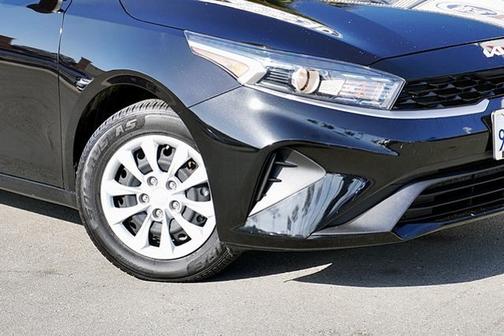 2023 Kia Forte LX