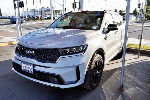 Wolf Gray 2022 Kia Sorento SX