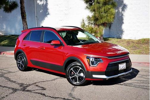 Runway Red 2025 Kia Niro EX