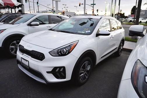 2022 Kia Niro LXS