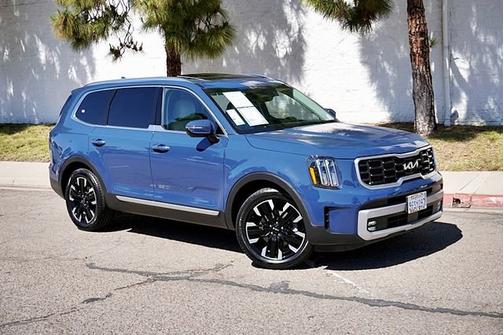 Midnight Lake Blue 2023 Kia Telluride SX