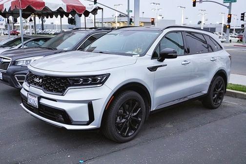 2022 Kia Sorento SX