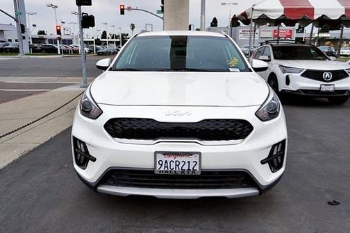 2022 Kia Niro LXS