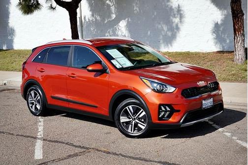 Solar Orange 2022 Kia Niro LXS