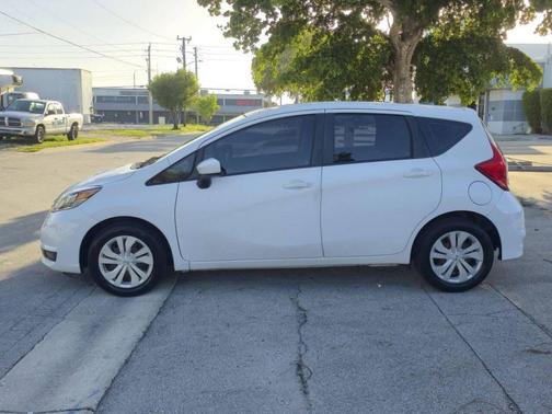 2018 Nissan Versa Note SV