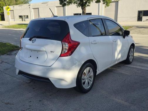 2018 Nissan Versa Note SV