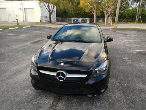 Photo 4 of 21 of 2016 Mercedes-Benz CLA-Class CLA 250