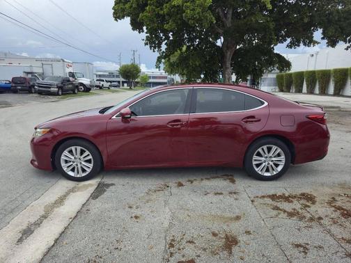 2015 Lexus ES 350 Crafted Line