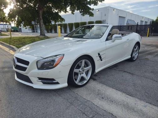 2015 Mercedes-Benz SL-Class SL 550 2dr Convertible