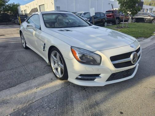 2015 Mercedes-Benz SL-Class SL 550 2dr Convertible