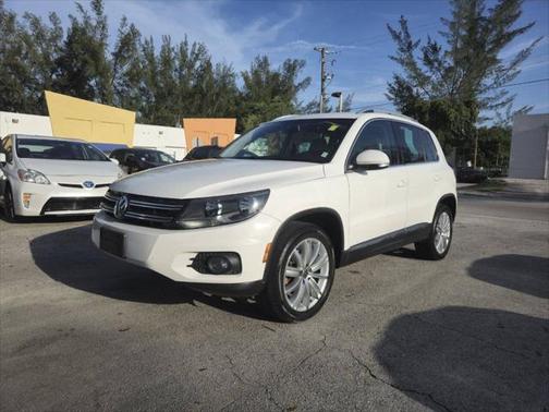 2014 Volkswagen Tiguan 4MOTION Auto SEL