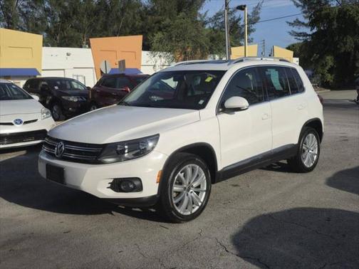 2014 Volkswagen Tiguan 4MOTION Auto SEL