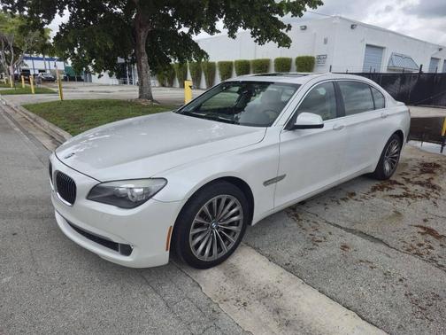 2012 BMW 750 Li
