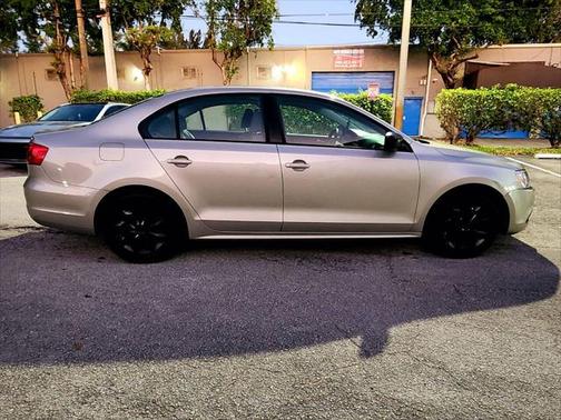 2014 Volkswagen Jetta Auto S