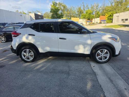 2020 Nissan Kicks S