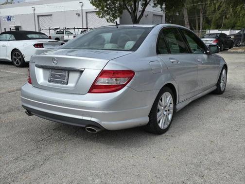 2009 Mercedes-Benz C-Class Luxury