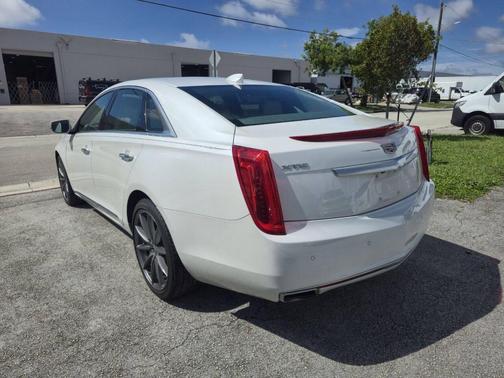 2016 Cadillac XTS Platinum