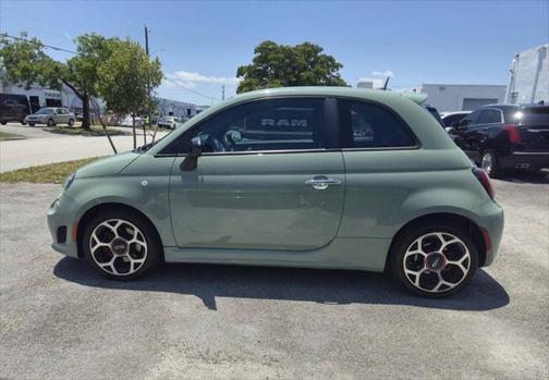 2016 FIAT 500 Turbo