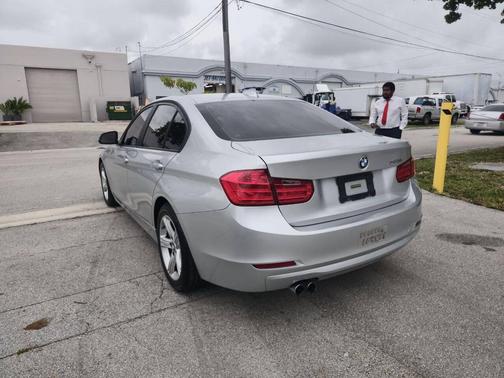 2013 BMW 328 328i 4dr Sedan