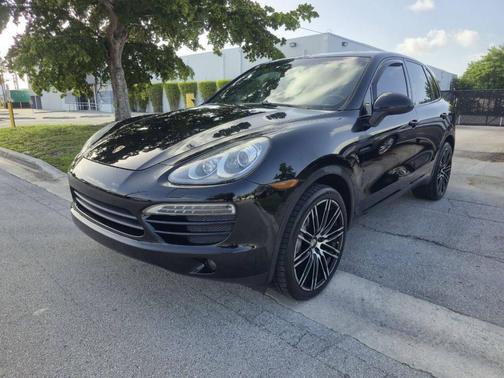 2013 Porsche Cayenne S