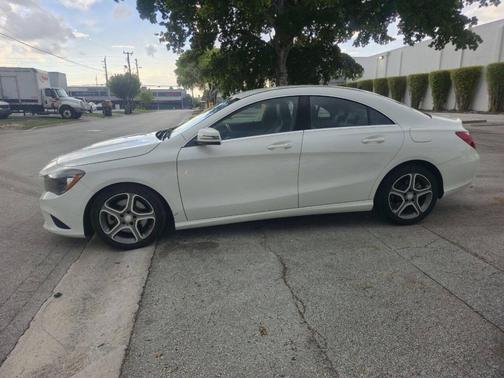 2014 Mercedes-Benz CLA-Class Base