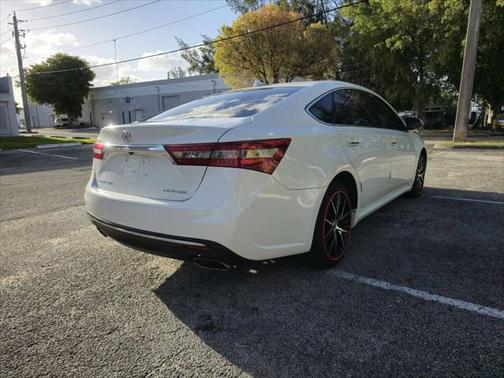 2016 Toyota Avalon XLE